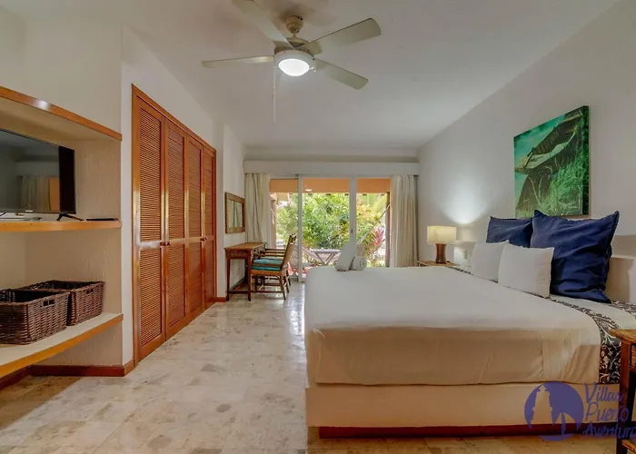 Chac Hal, Beachfront With Amenities - Chac Hal 2 Apartment