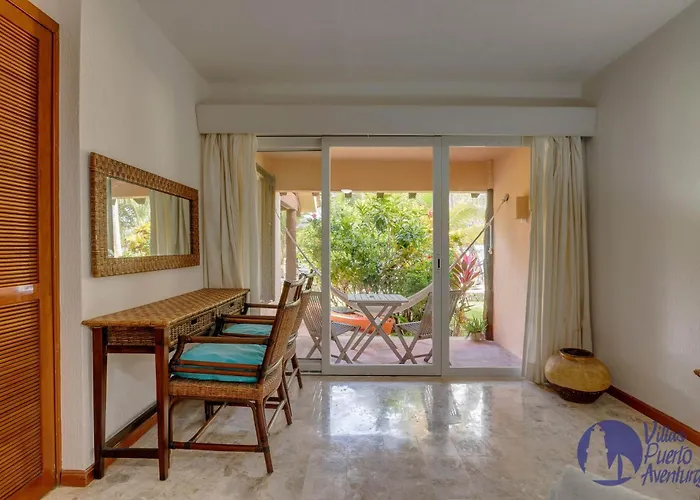Chac Hal, Beachfront With Amenities - Chac Hal 2 Apartment Puerto Aventuras
